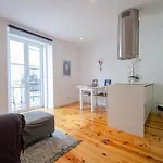 Flat Near Avenida *