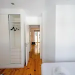 Flat Near Avenida Apartamento