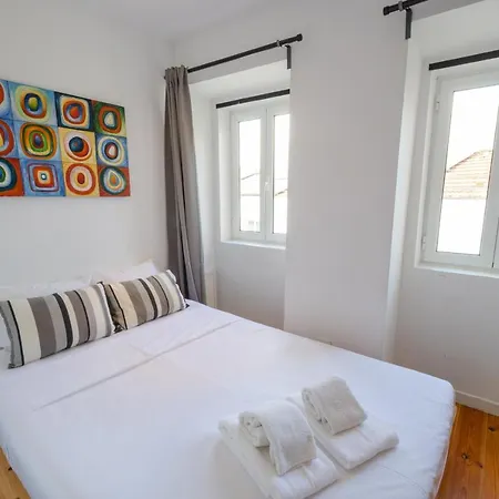 Flat Near Avenida Apartment Lisbon